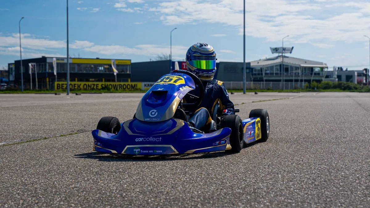 Jay in actie op de kart